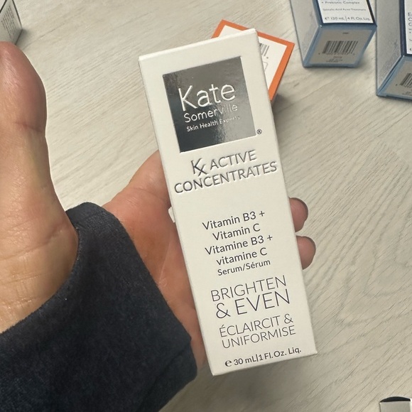 Kate Somerville Kx Active Concentrate Vitamin B3 & C Serum. - Picture 5 of 6